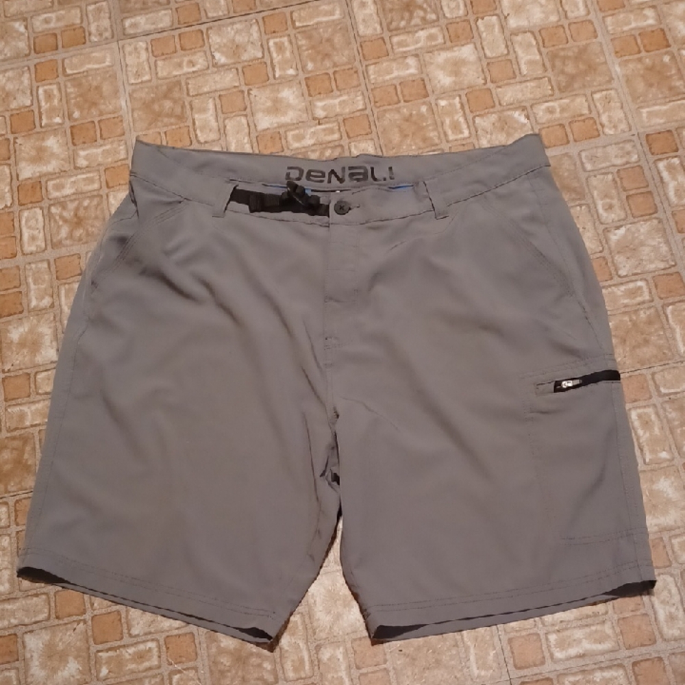 Denali Men's Cargo Shorts - Stylish Gray Size 40